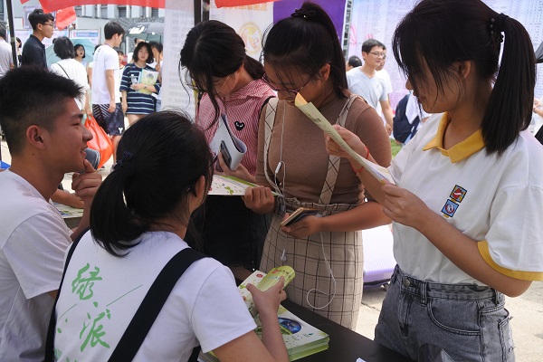 Resource/jclvpaishe/picture/o_1cmv48f5obkn138q1m40ap3sqgb.JPG