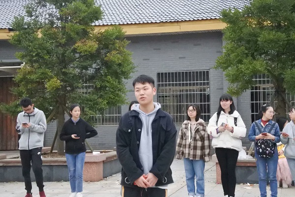 走进自然，亲近自然——记江西财