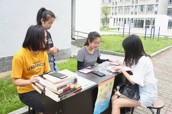 好书共享,传递书香——记绿派社图书漂流活动